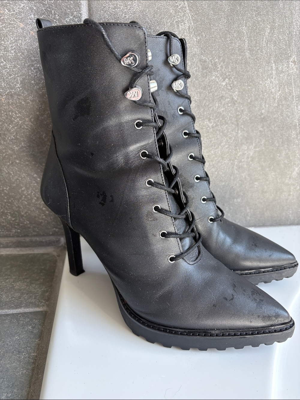 MICHAEL Michael Kors Black Lace-Up Pointed Stiletto Ankle Boots